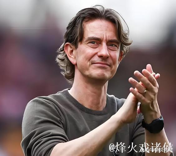 热刺0-3遭重创引球迷不满，高喊解雇主帅弗兰克，继任热门浮出水面